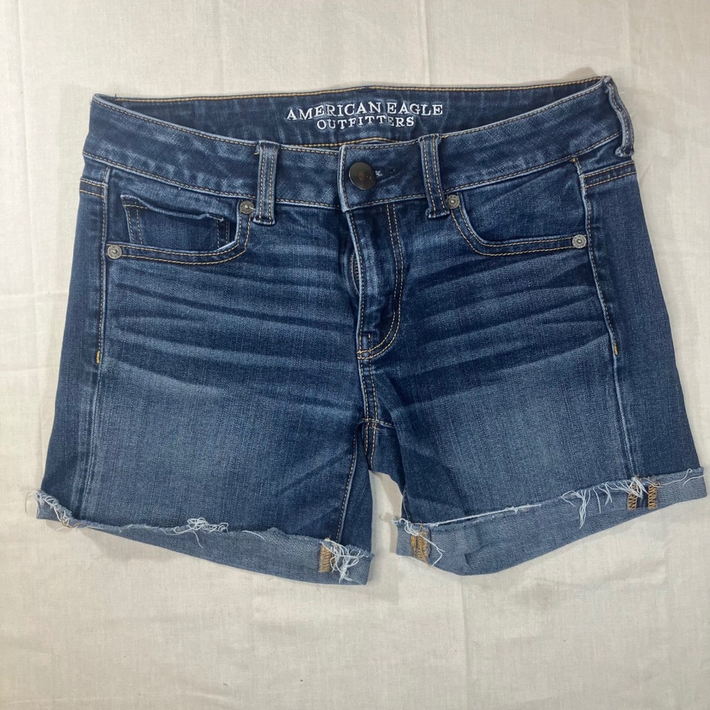 American Eagle Midi Super Stretch Cutoff Denim Shorts Dark Wash Blue Size 2